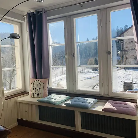 شقة Moonshine 79 سانت بلاسين